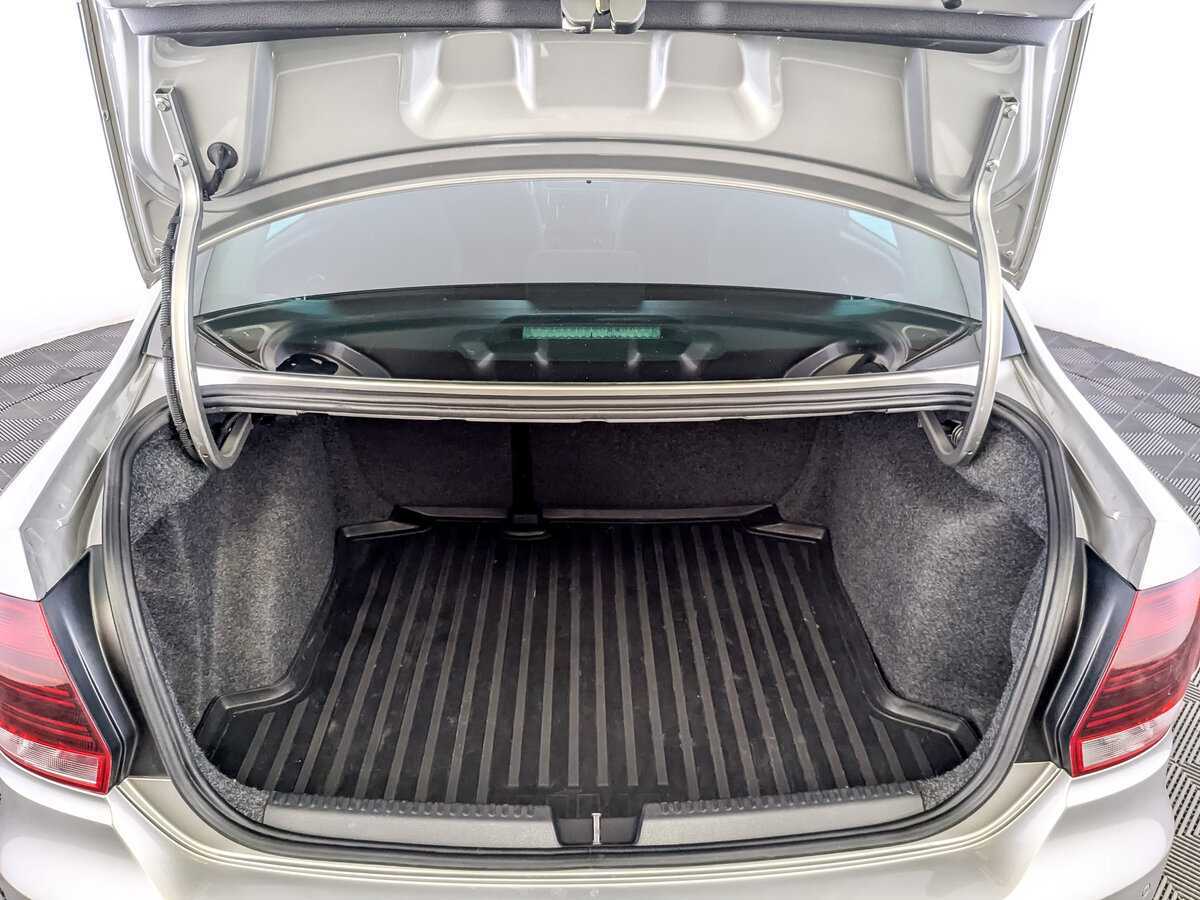 Б/У Фольксваген Поло 2019 года. Фото: #9