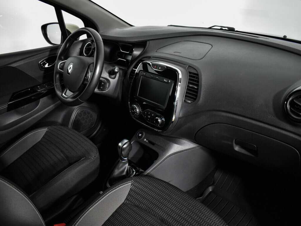 Б/У Рено Каптюр 2019 года. Фото: #14