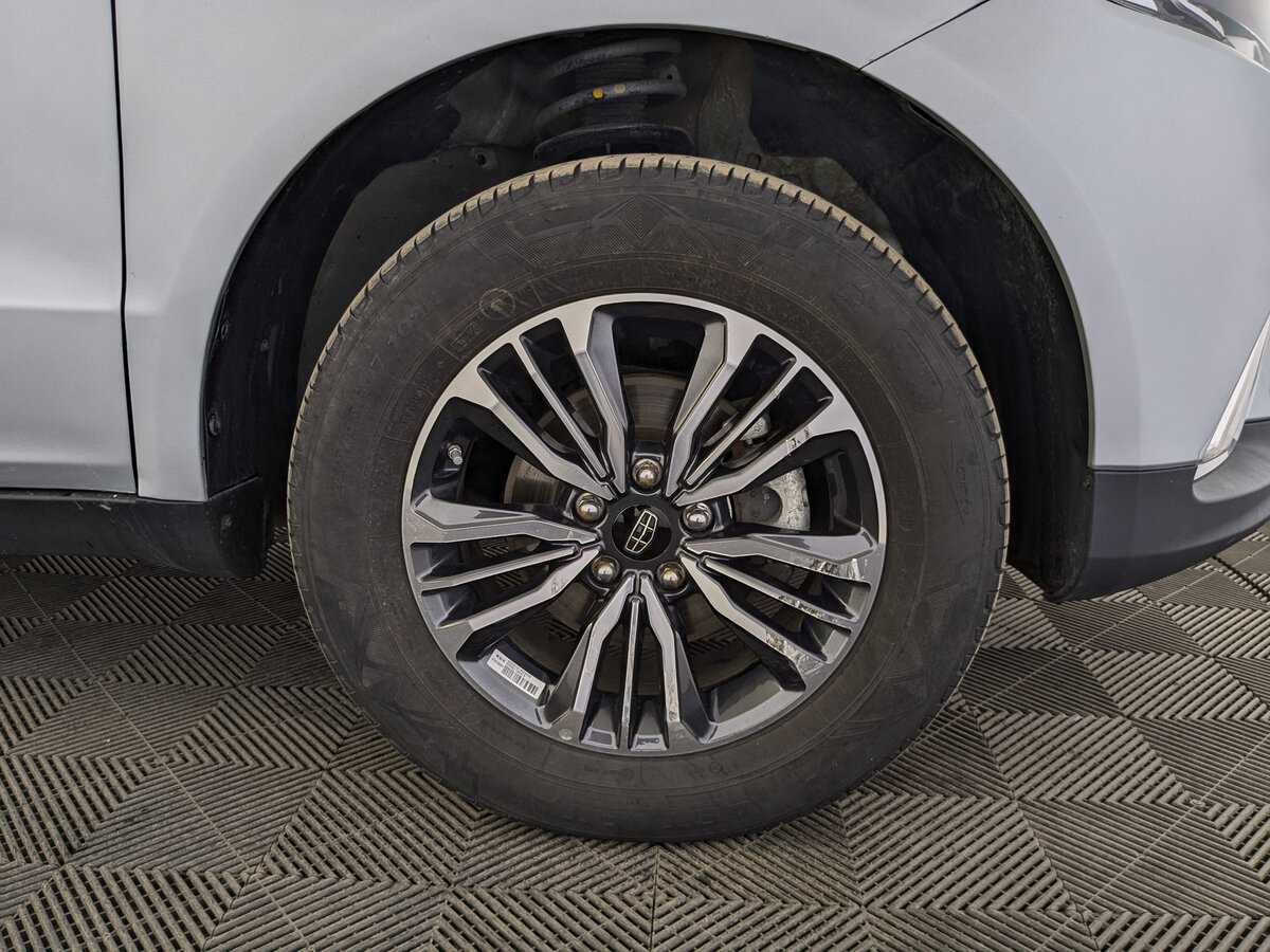 Б/У Джили Эмгранд Икс7 2020 года. Фото: #11