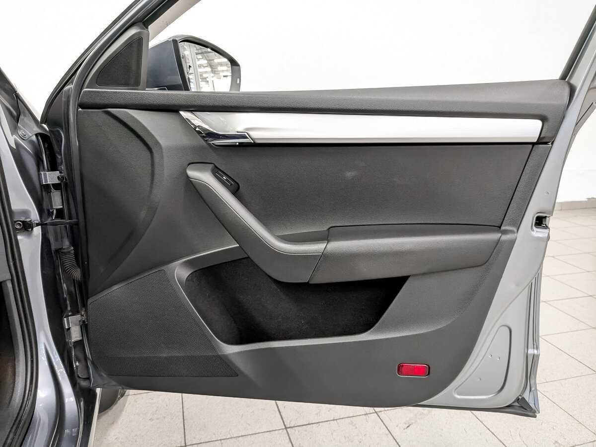 Б/У Шкода Октавия 2016 года. Фото: #23