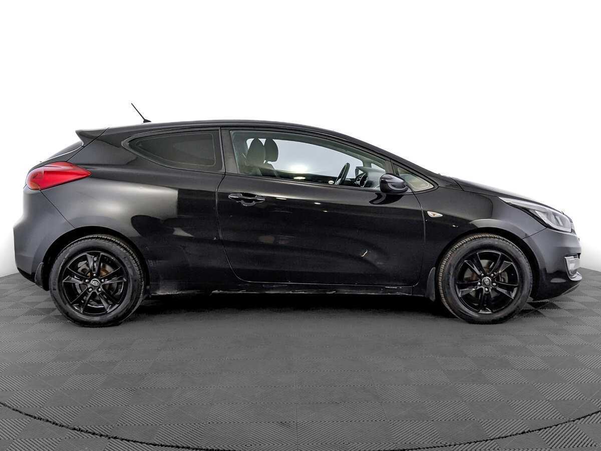 Б/У Киа Сид 2014 года. Фото: #3