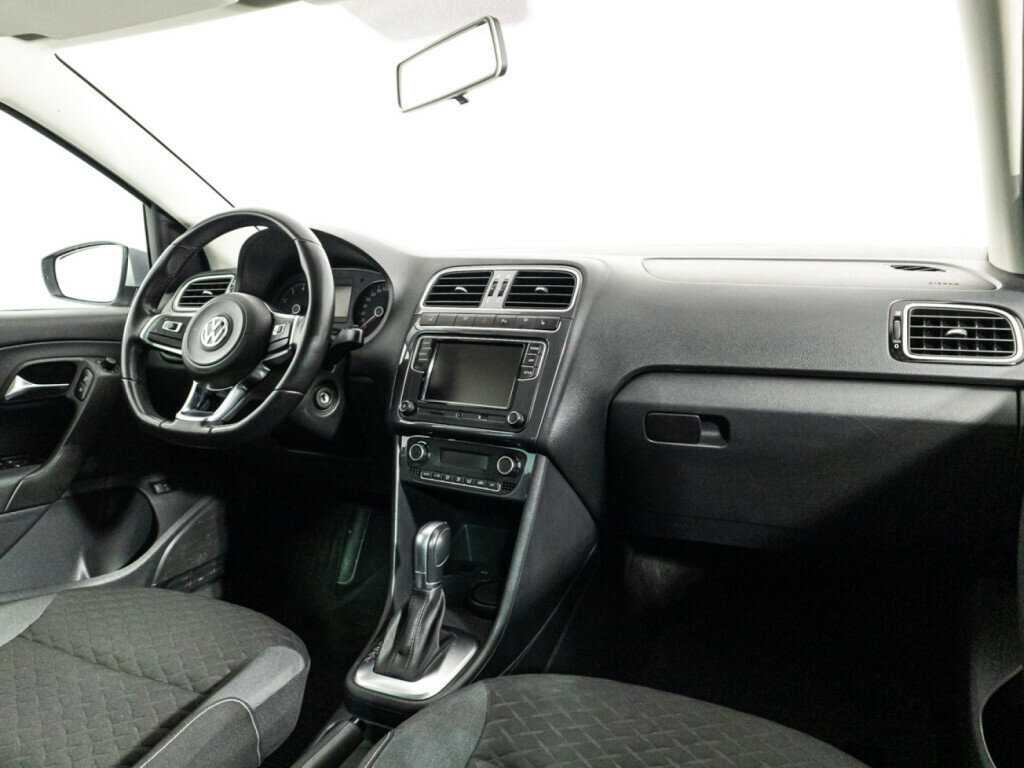 Б/У Фольксваген Поло 2018 года. Фото: #8