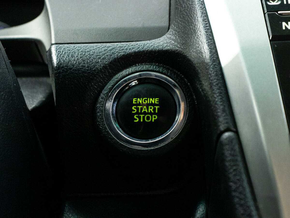 Б/У Тойота Камри 2012 года. Фото: #19