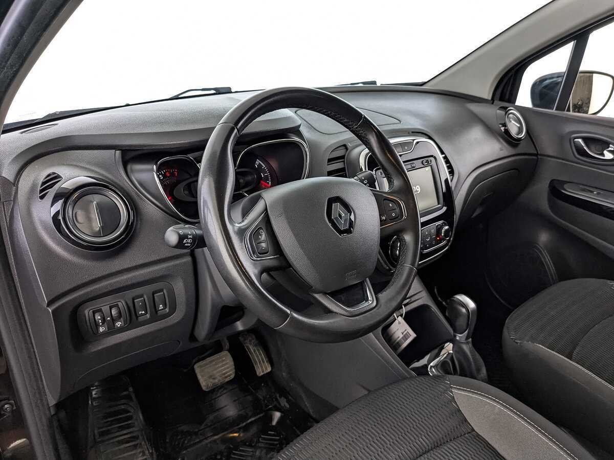 Б/У Рено Каптюр 2019 года. Фото: #14