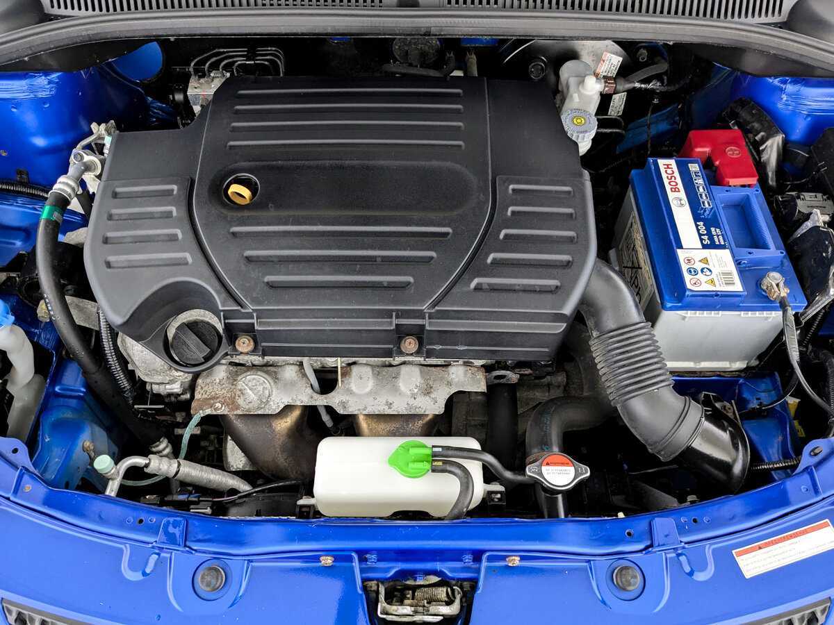 Б/У Сузуки С-Икс4 2012 года. Фото: #8