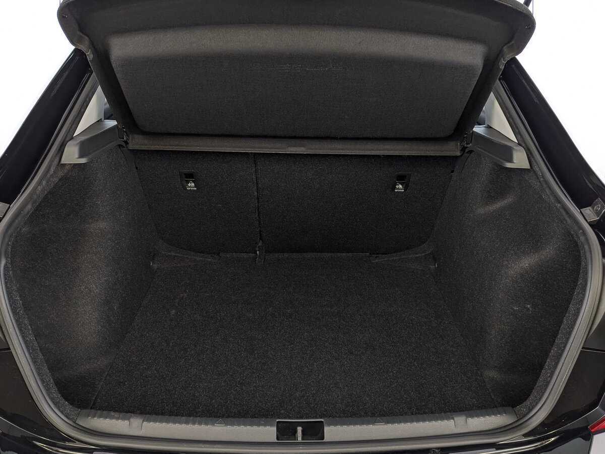 Б/У Фольксваген Поло 2020 года. Фото: #9