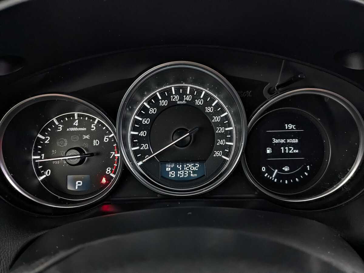 Б/У Мазда Ц-Икс-5 2016 года. Фото: #15