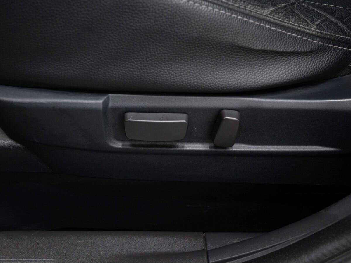 Б/У Митсубиши Оутлэндер 2012 года. Фото: #18