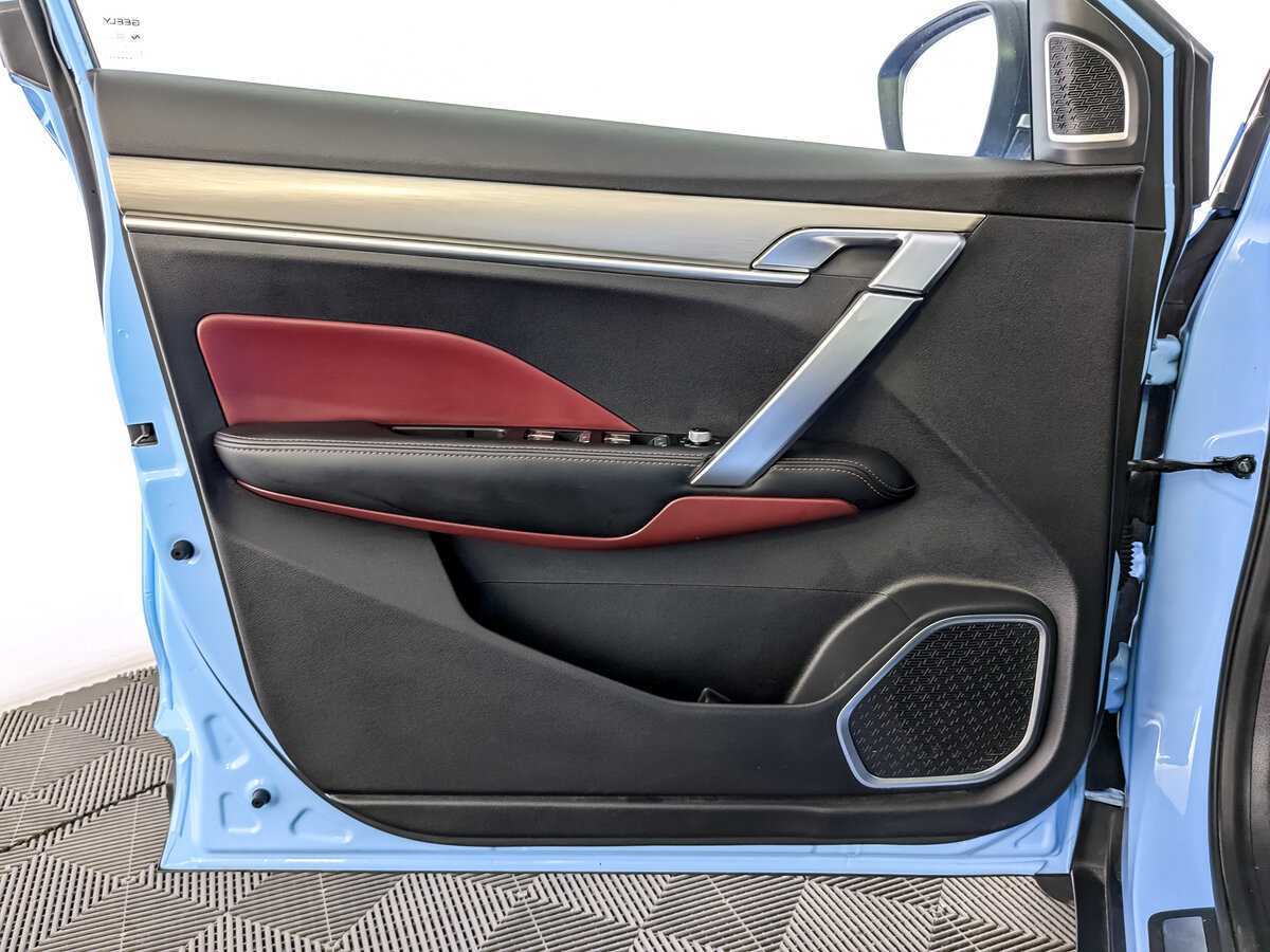 Б/У Джили Кулрэй 2022 года. Фото: #18