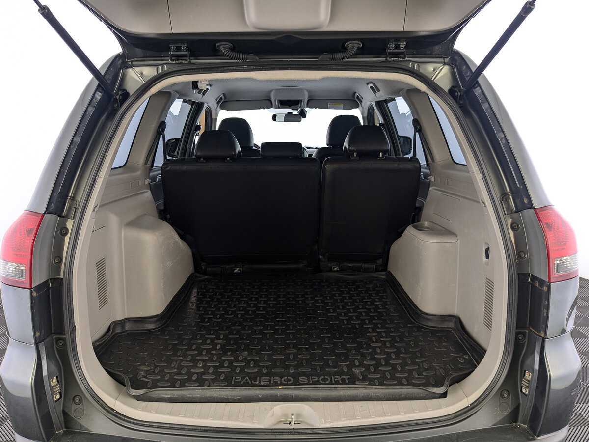 Б/У Митсубиши Паджеро Спорт 2013 года. Фото: #9
