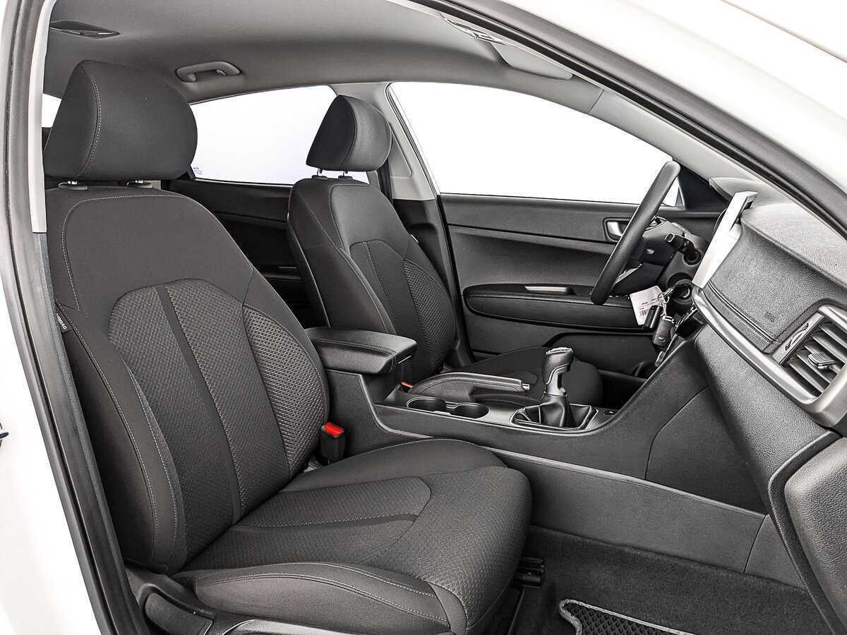 Б/У Киа Оптима 2019 года. Фото: #23