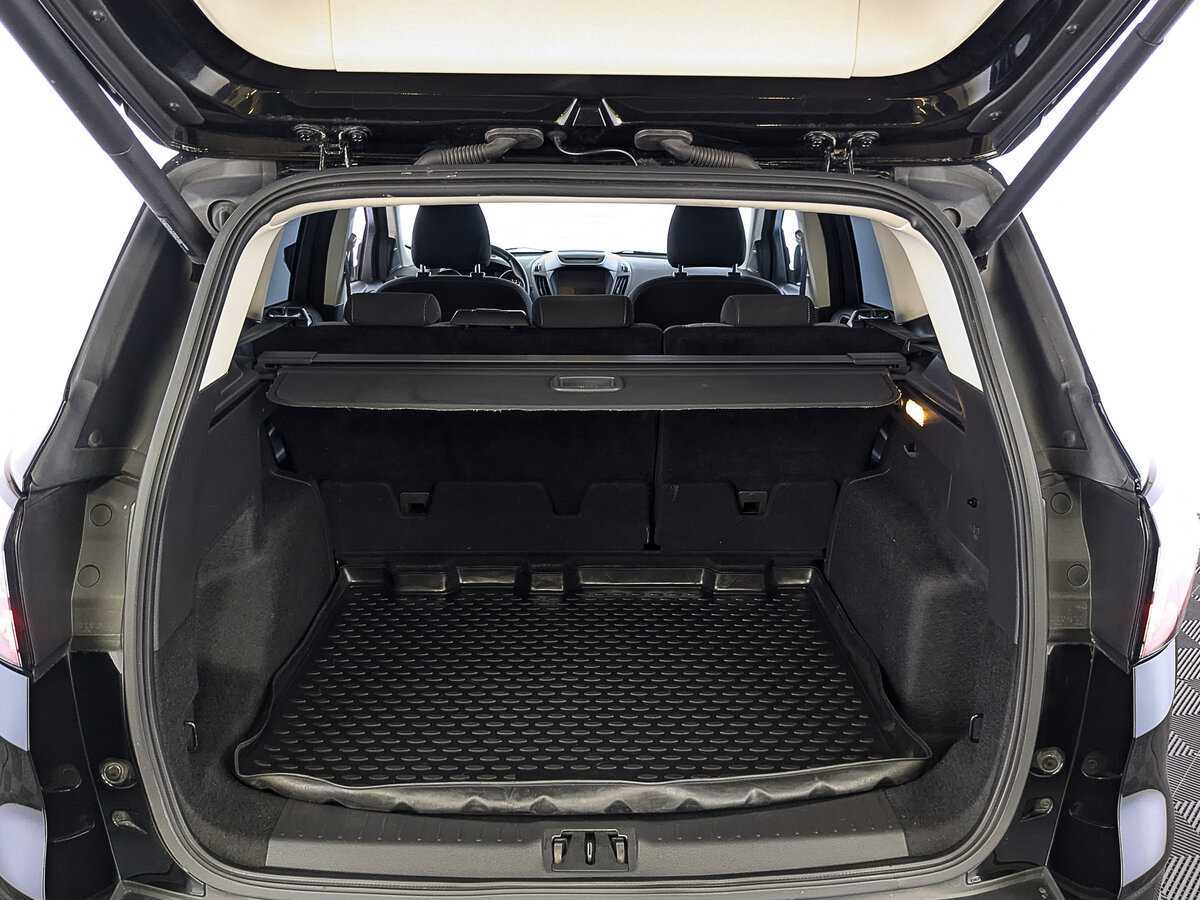 Б/У Форд Куга 2016 года. Фото: #9