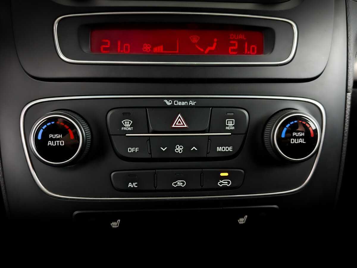 Б/У Киа Соренто 2015 года. Фото: #24