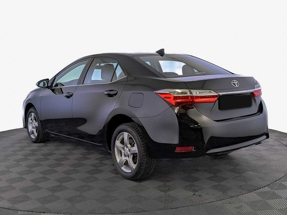 Б/У Тойота Королла 2017 года. Фото: #6