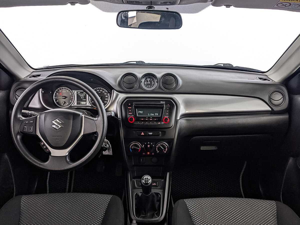 Б/У Сузуки Витара 2019 года. Фото: #13