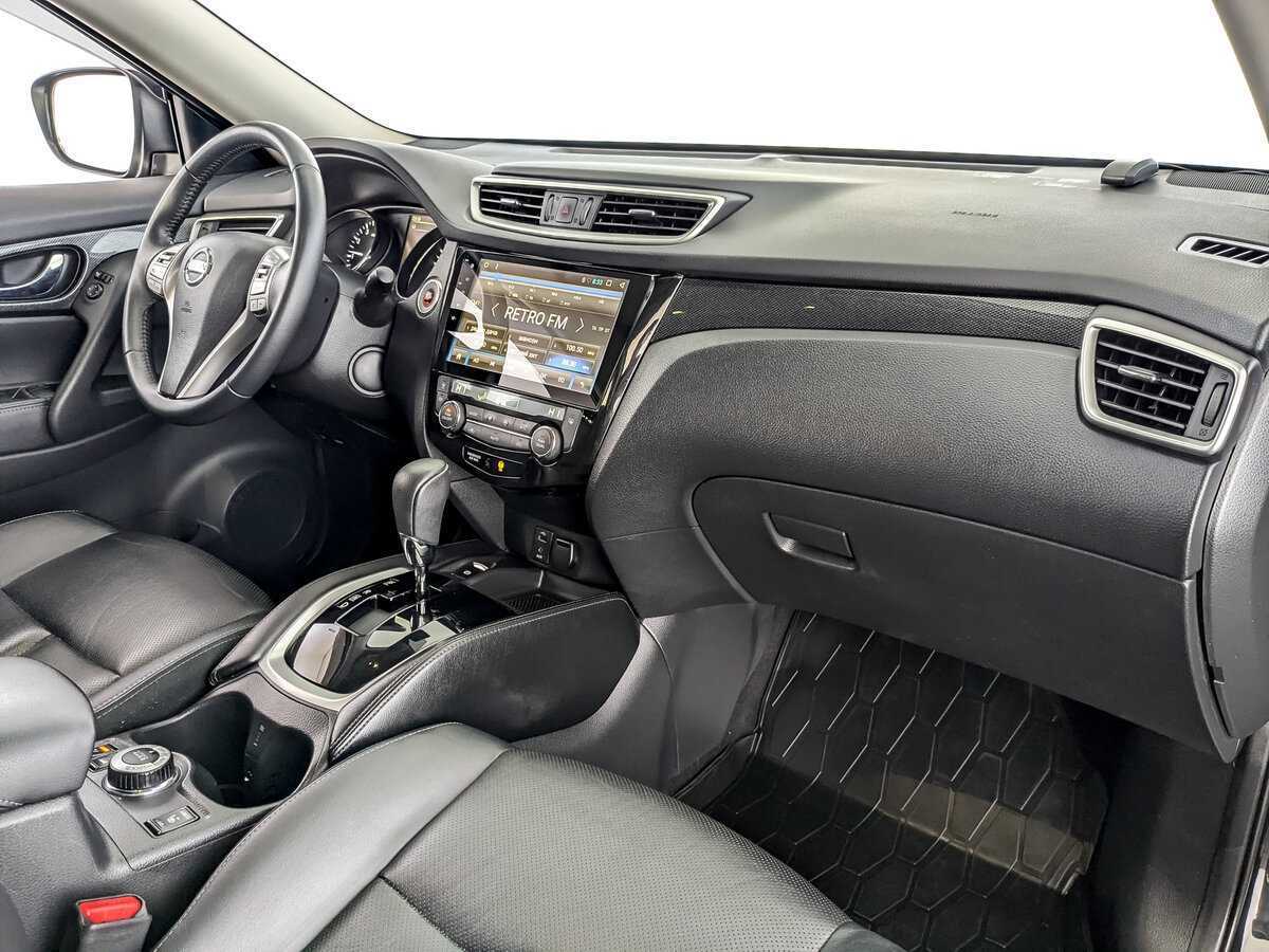 Б/У Ниссан Икс-Трейл 2017 года. Фото: #10