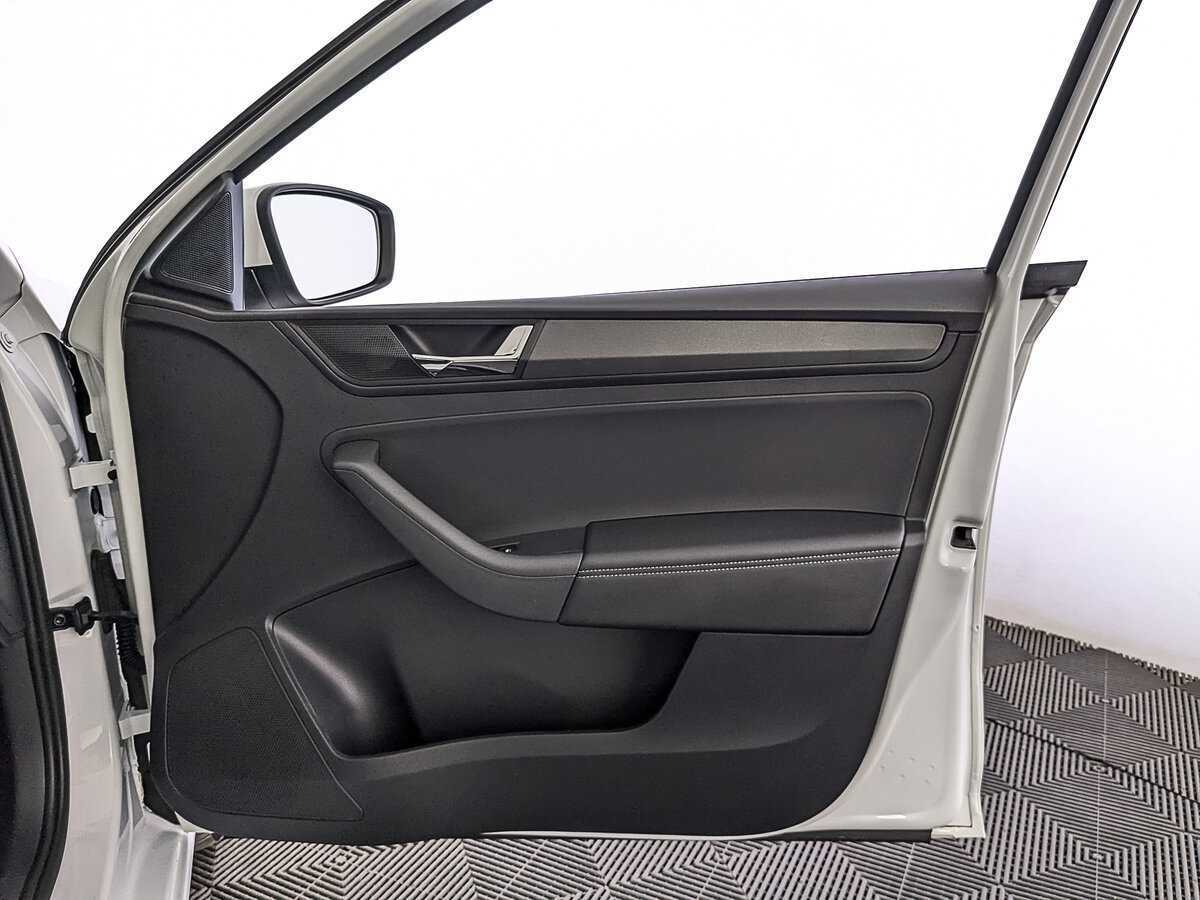 Б/У Шкода Рапид 2020 года. Фото: #20