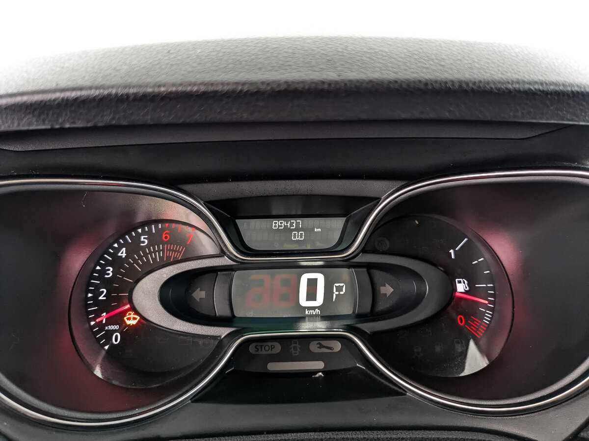 Б/У Рено Каптюр 2021 года. Фото: #15