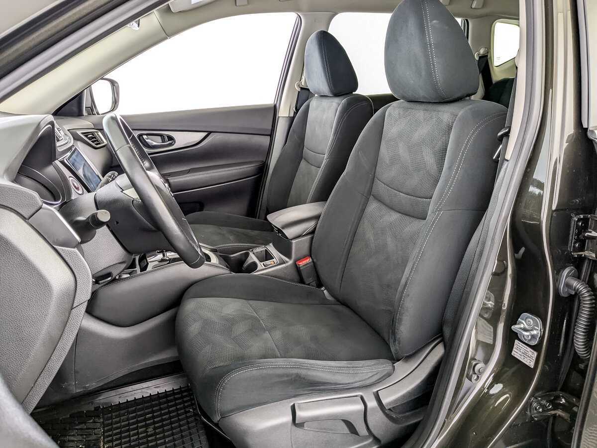 Б/У Ниссан Икс-Трейл 2017 года. Фото: #17