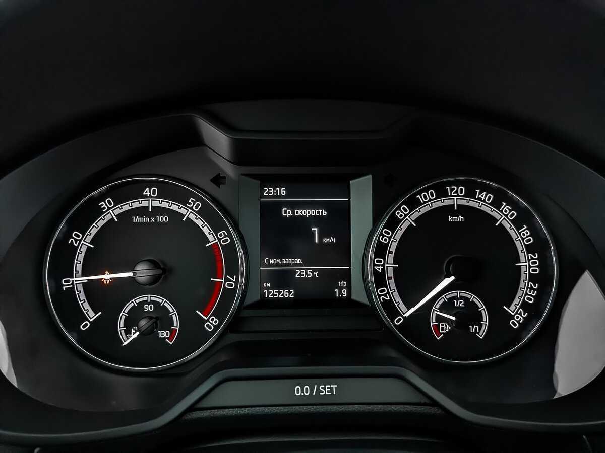 Б/У Шкода Октавия 2019 года. Фото: #14