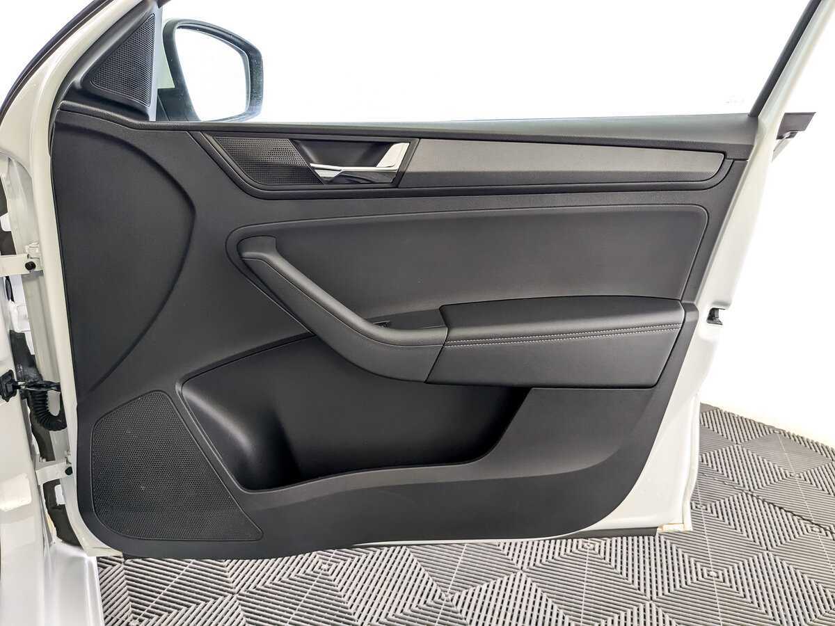 Б/У Шкода Рапид 2020 года. Фото: #23