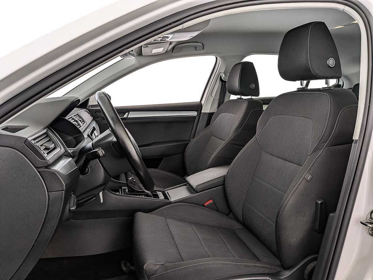 Б/У Шкода Суперб 2017 года. Фото: #19