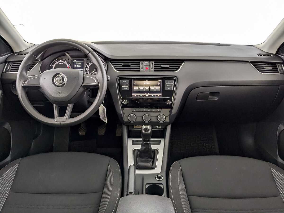 Б/У Шкода Октавия 2019 года. Фото: #12