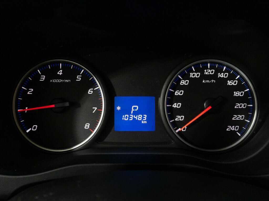 Б/У Митсубиши Оутлэндер 2018 года. Фото: #11