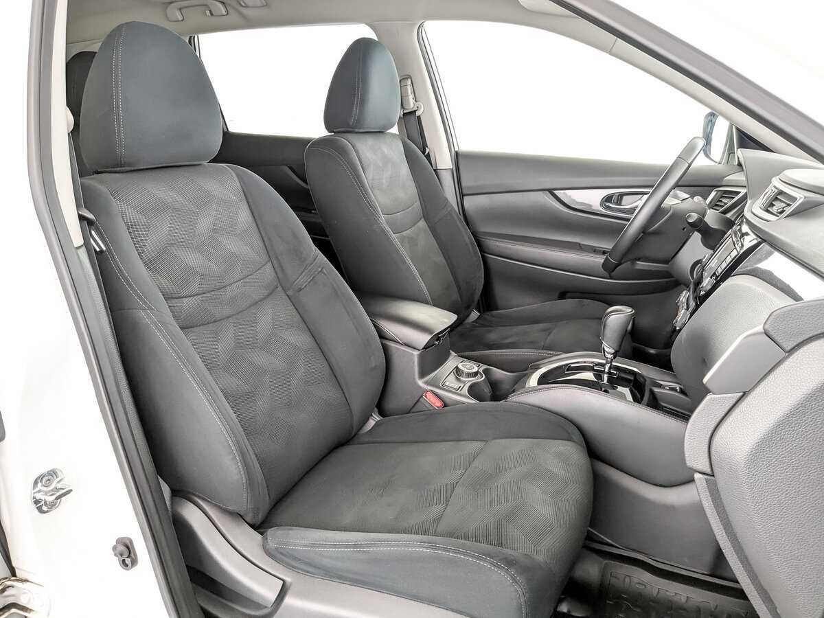 Б/У Ниссан Икс-Трейл 2016 года. Фото: #22