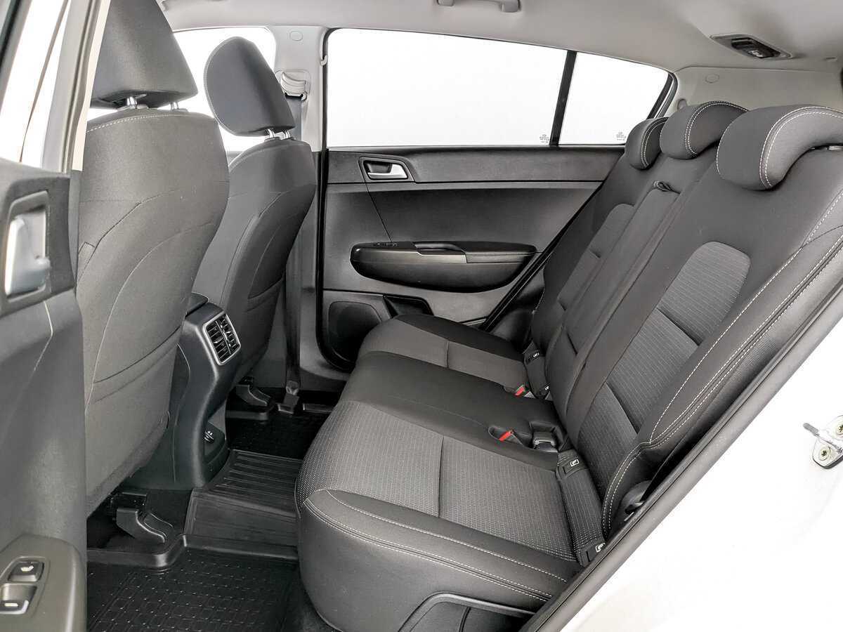 Б/У Киа Спортейдж 2018 года. Фото: #11