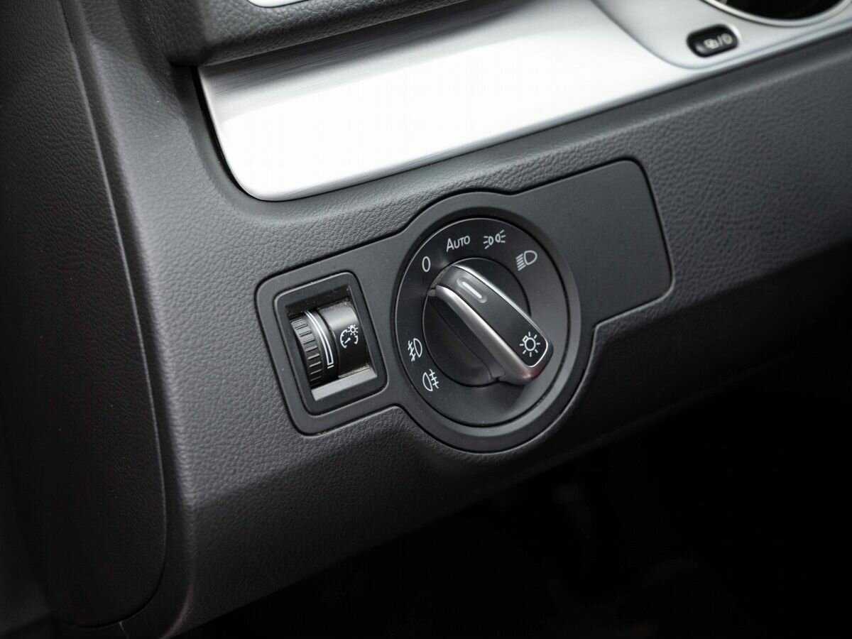 Б/У Фольксваген Пассат ЦЦ 2014 года. Фото: #18