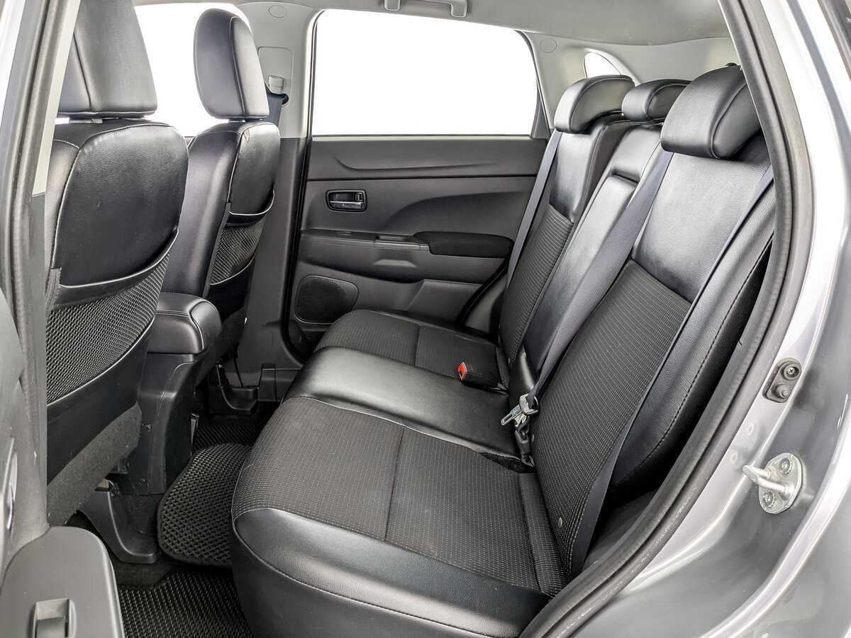 Б/У Пежо 4008 2014 года. Фото: #11