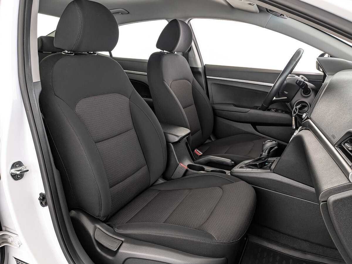 Б/У Хендай Елантра 2019 года. Фото: #20