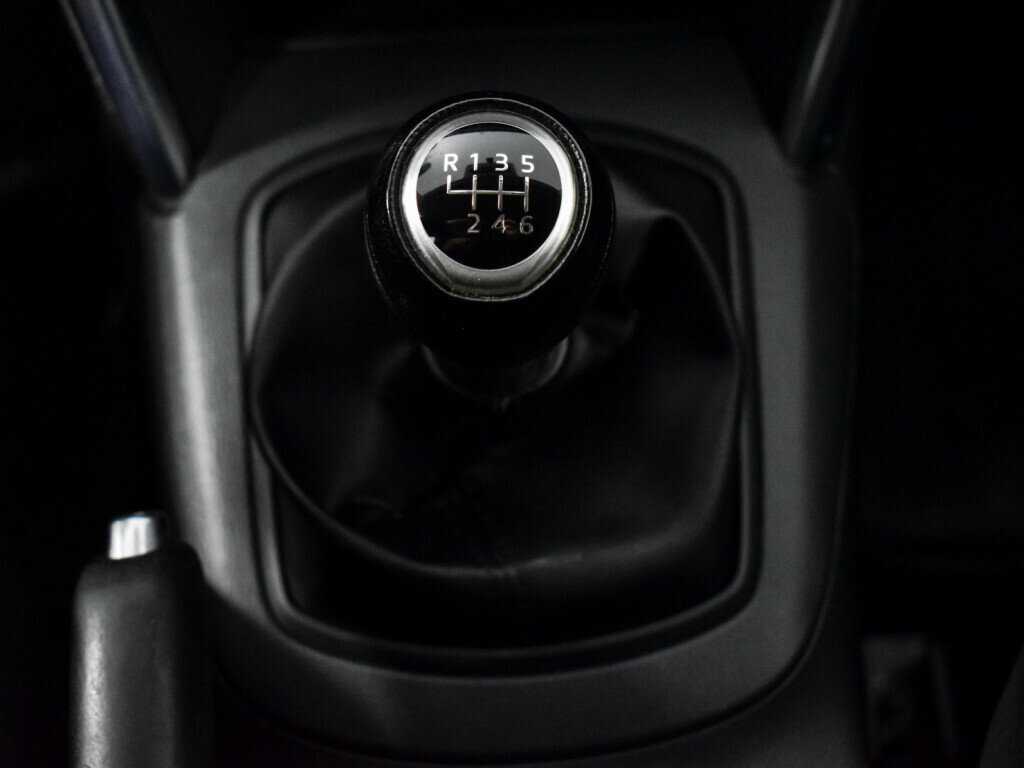 Б/У Мазда Ц-Икс-5 2012 года. Фото: #10