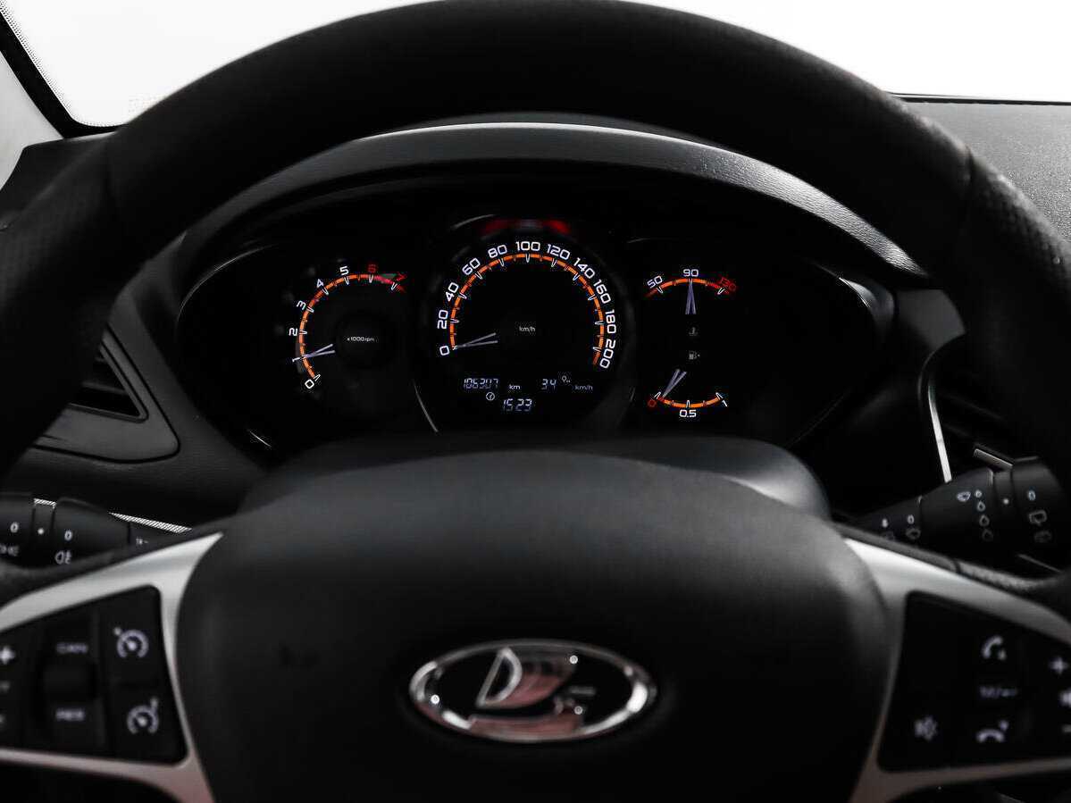 Б/У Лада (ВАЗ) Веста 2019 года. Фото: #14