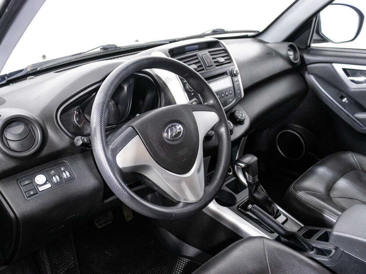 Б/У Лифан Икс60 2016 года. Фото: #10