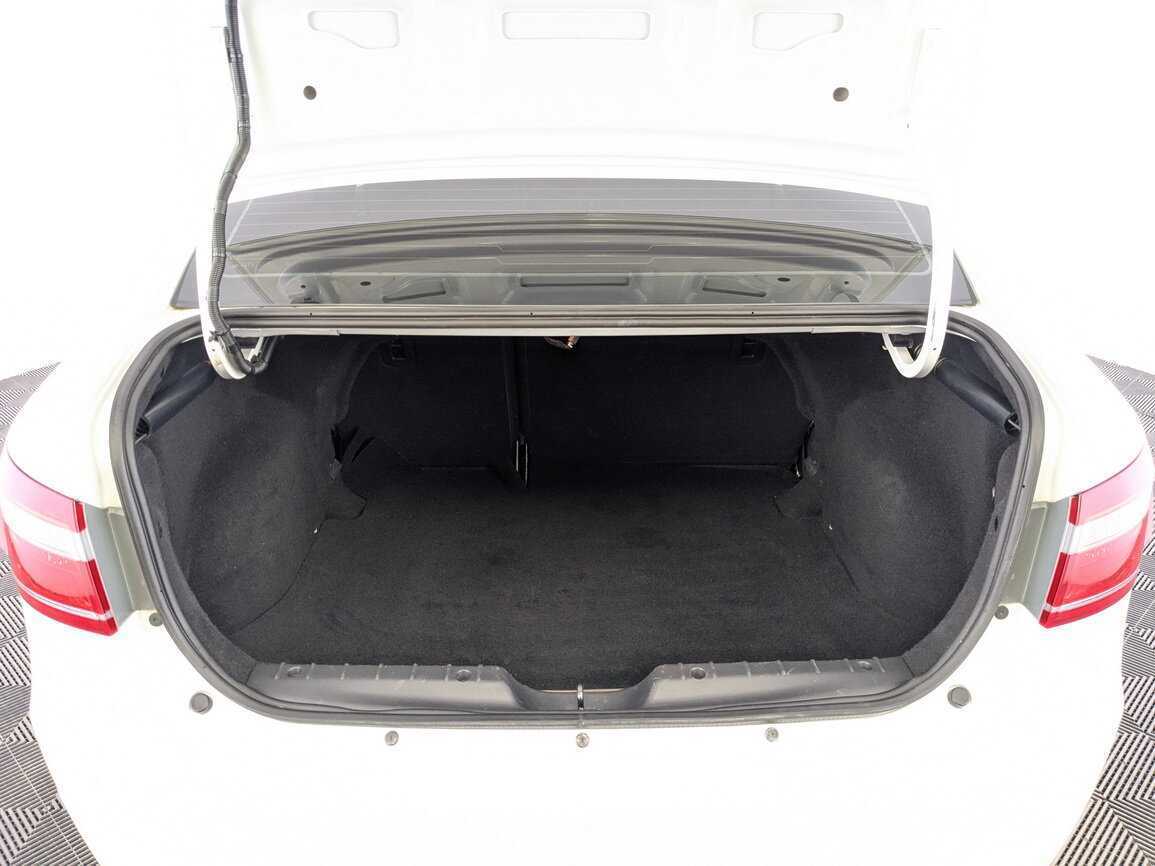 Б/У Лада (ВАЗ) Веста 2016 года. Фото: #9