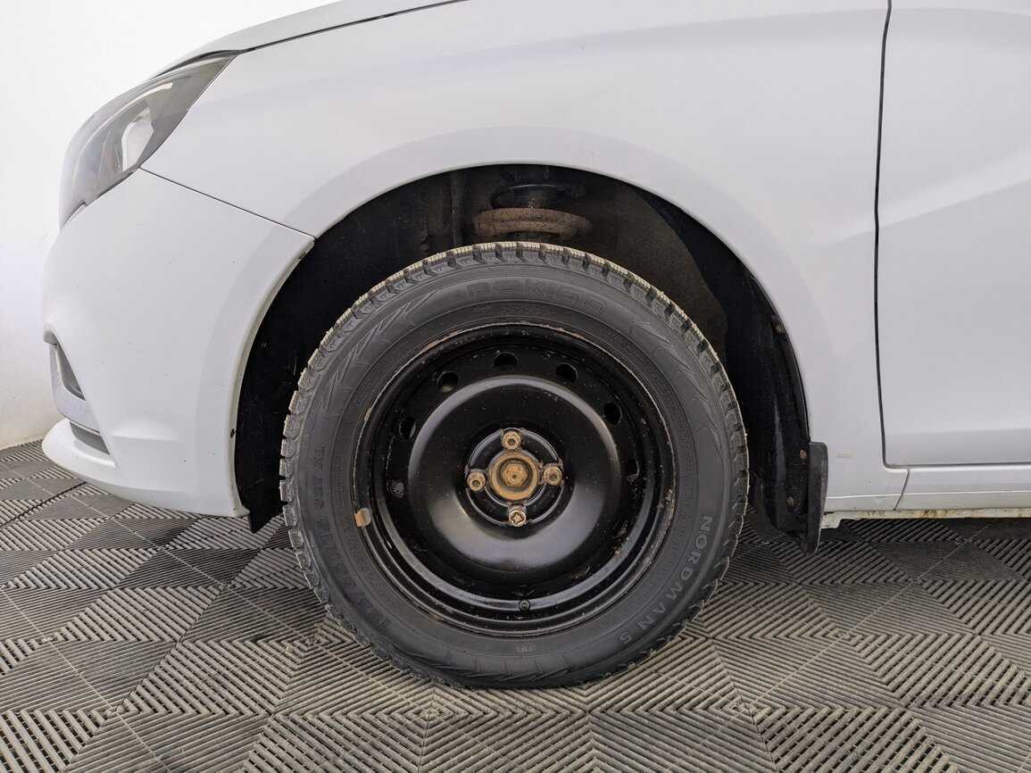 Б/У Лада (ВАЗ) Веста 2016 года. Фото: #12