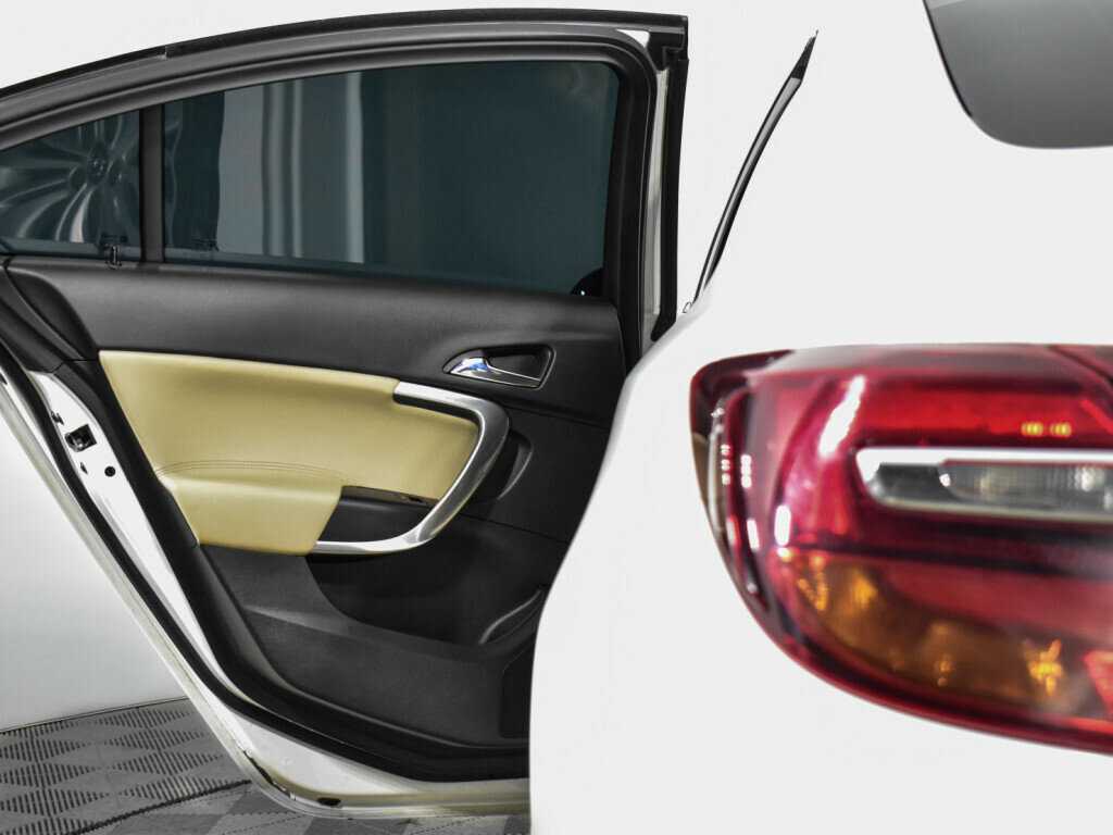 Б/У Опель Инсигния 2014 года. Фото: #13