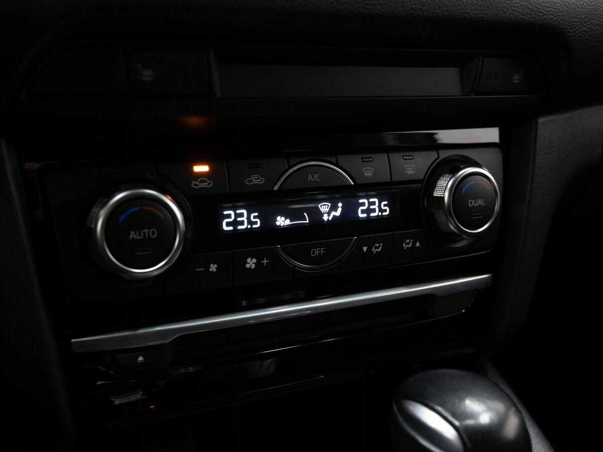 Б/У Мазда 6 2017 года. Фото: #21