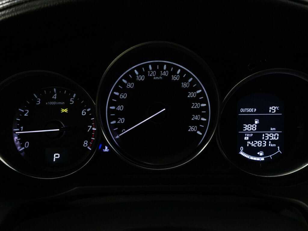 Б/У Мазда 6 2015 года. Фото: #11