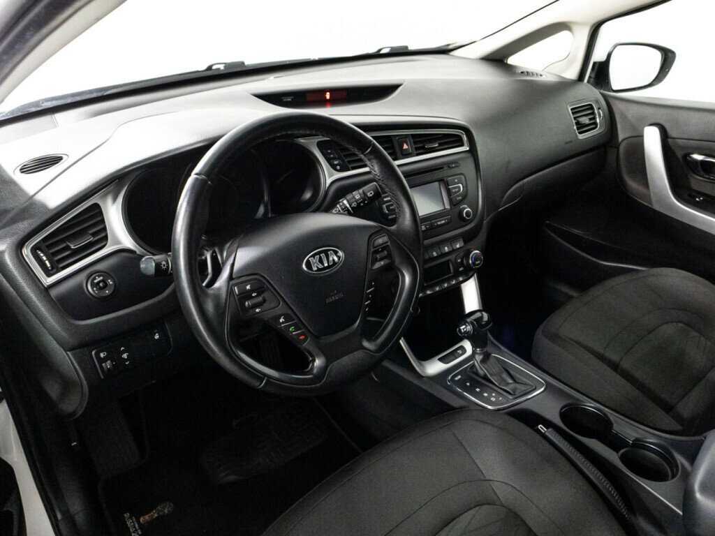 Б/У Киа Сид 2018 года. Фото: #10