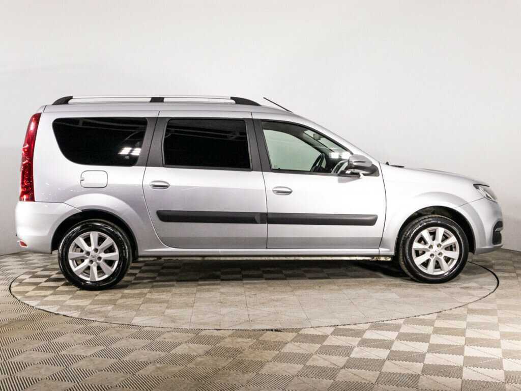 Б/У Лада (ВАЗ) Ларгус 2021 года. Фото: #3