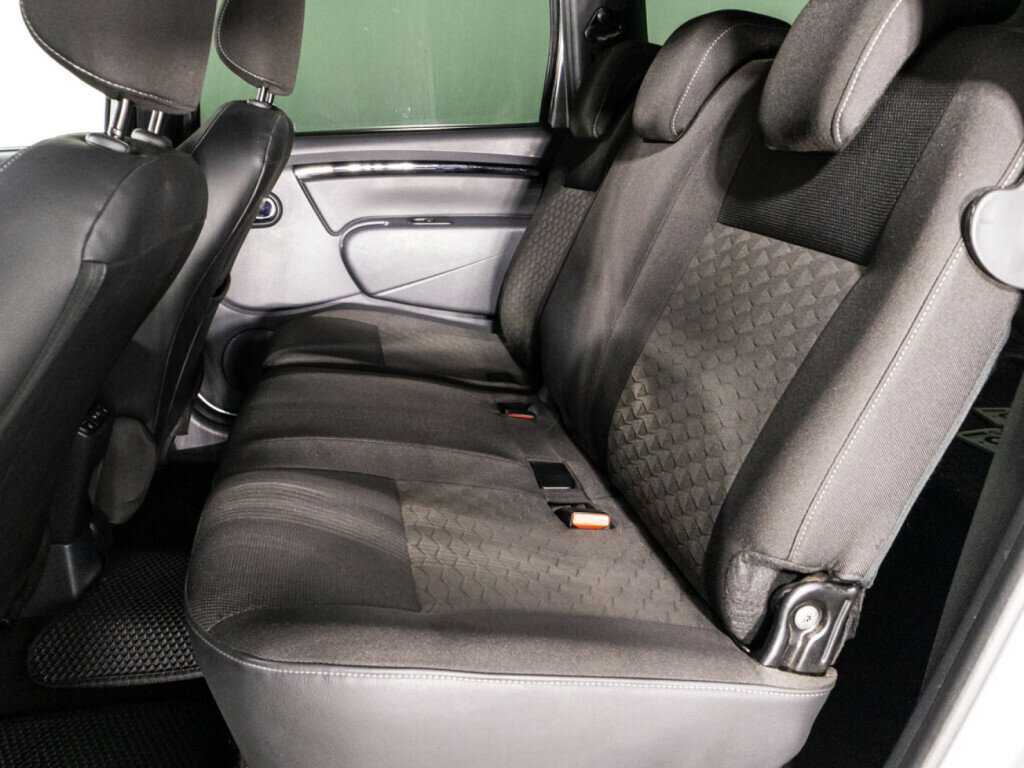 Б/У Лада (ВАЗ) Ларгус 2021 года. Фото: #9