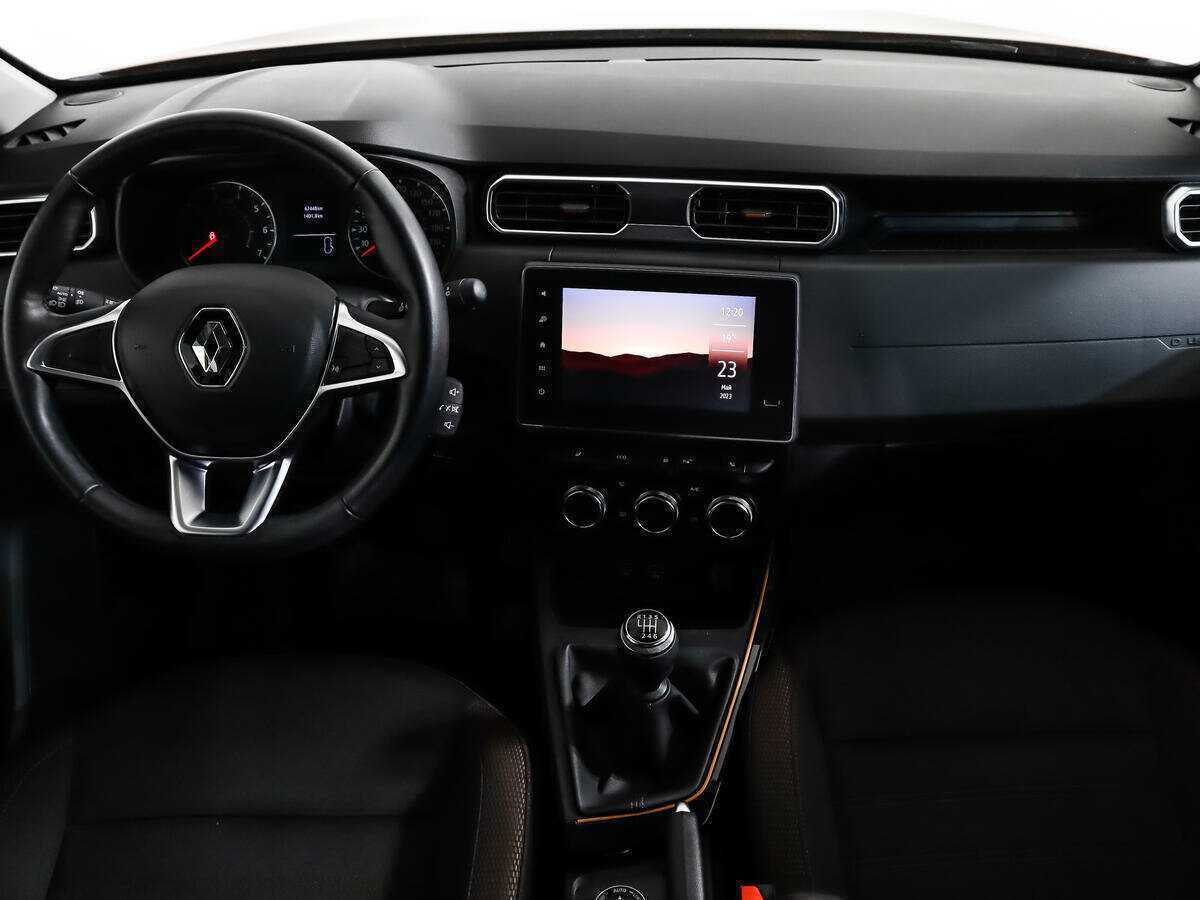 Б/У Рено Дастер 2022 года. Фото: #8