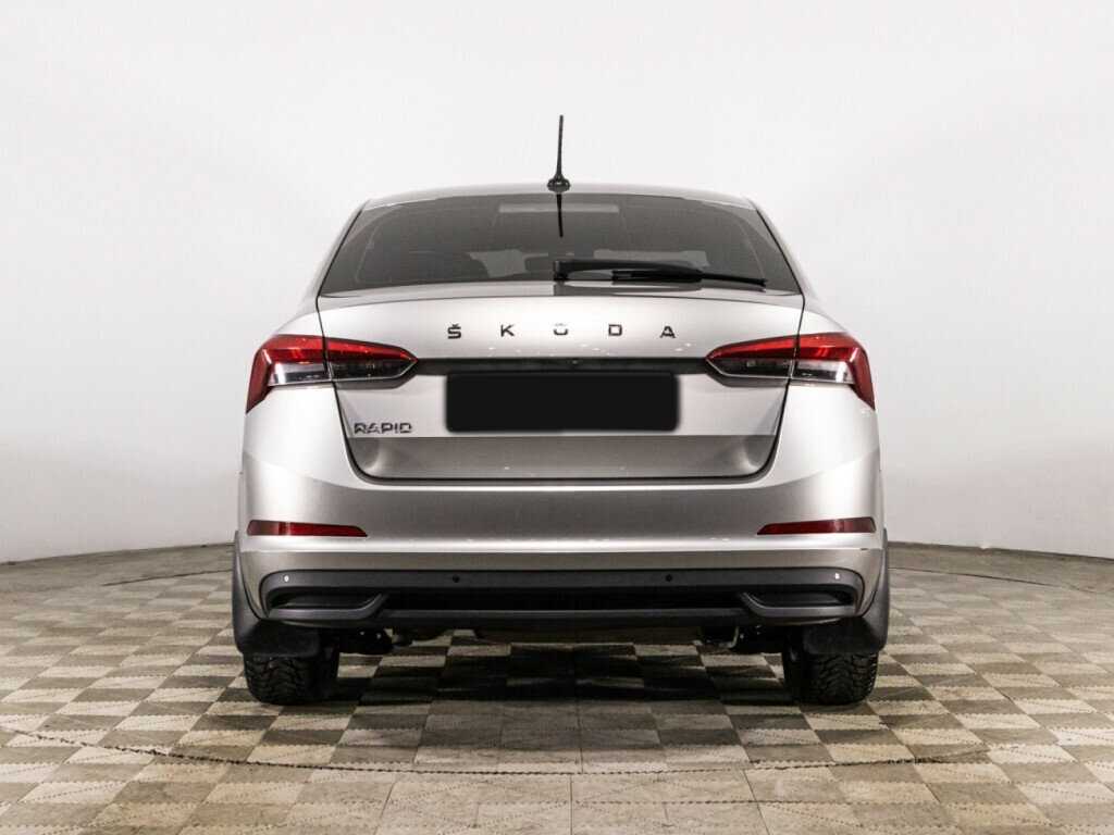 Б/У Шкода Рапид 2021 года. Фото: #5