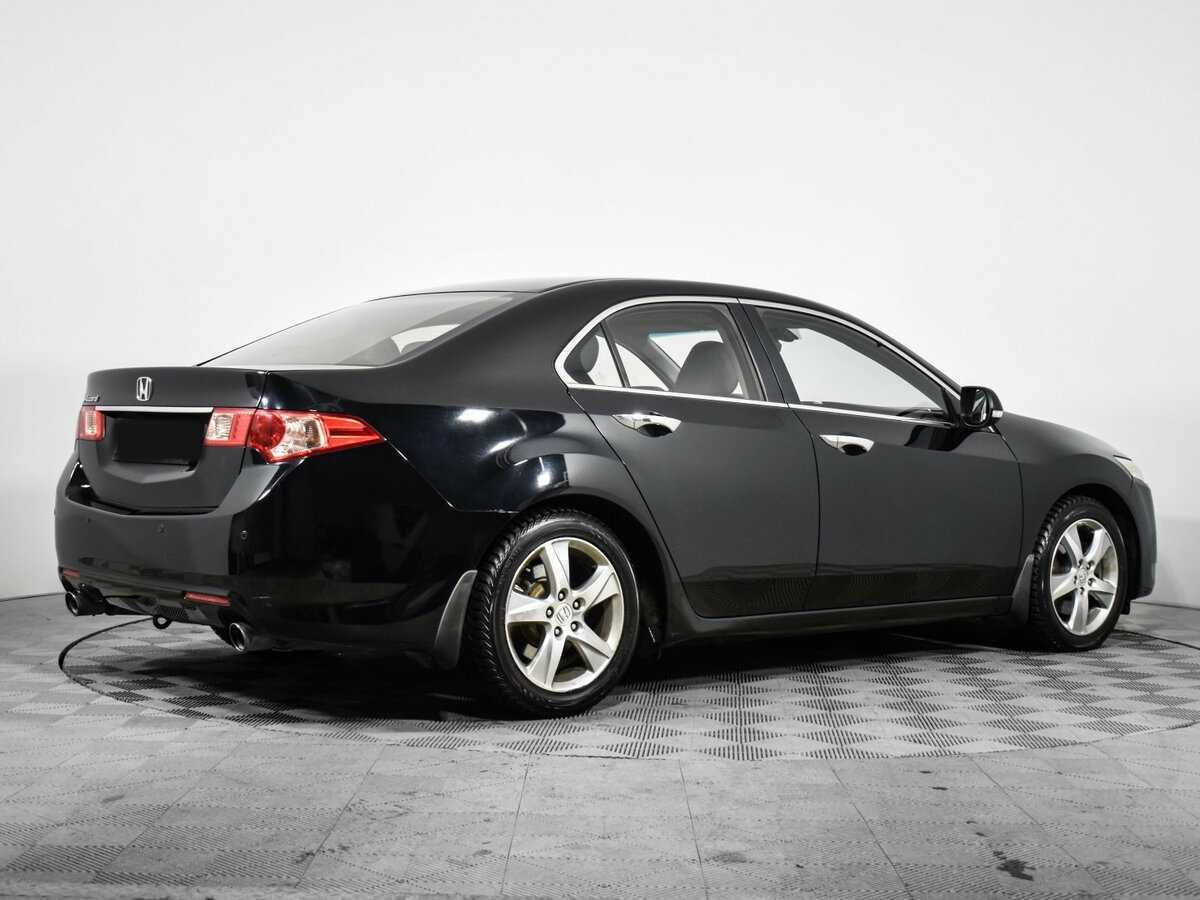 Б/У Хонда Аккорд 2012 года. Фото: #4