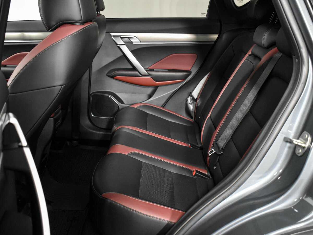 Б/У Джили Кулрэй 2021 года. Фото: #12