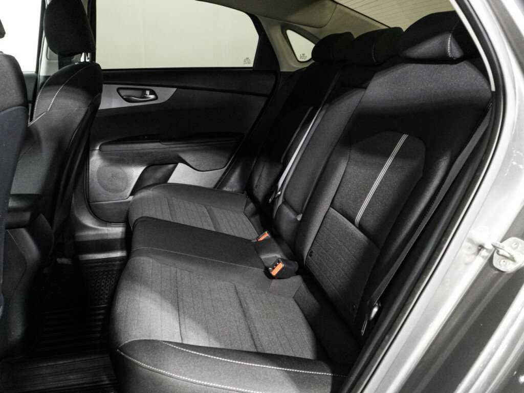 Б/У Киа Церато 2019 года. Фото: #9