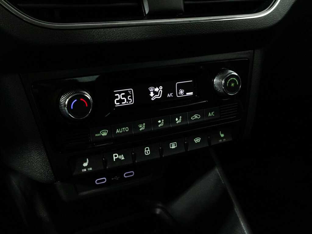 Б/У Шкода Рапид 2021 года. Фото: #15